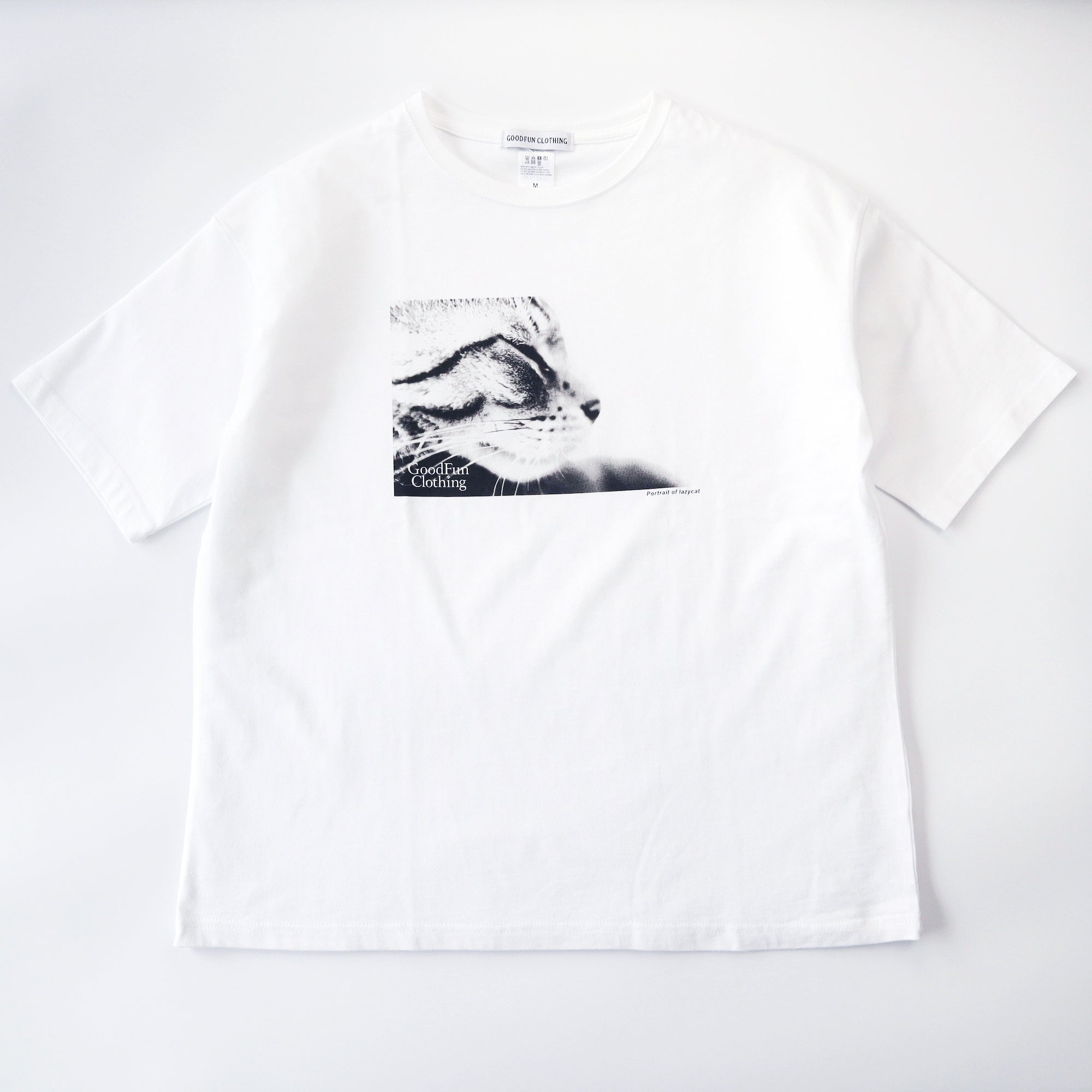 【内祝い】 LAZYCATプリント Tシャツ – Thumbs Products inc トップス